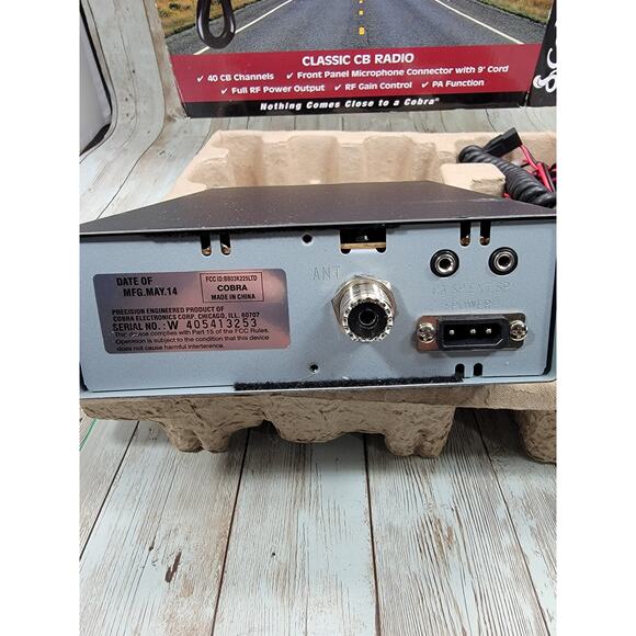 Cobra 25LTD Classic CB Radio 40 channels - Picture 7 of 8